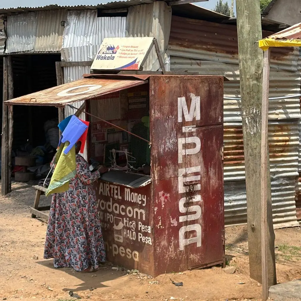 cabina mpesa, un geniale sistema di spostare i soldi